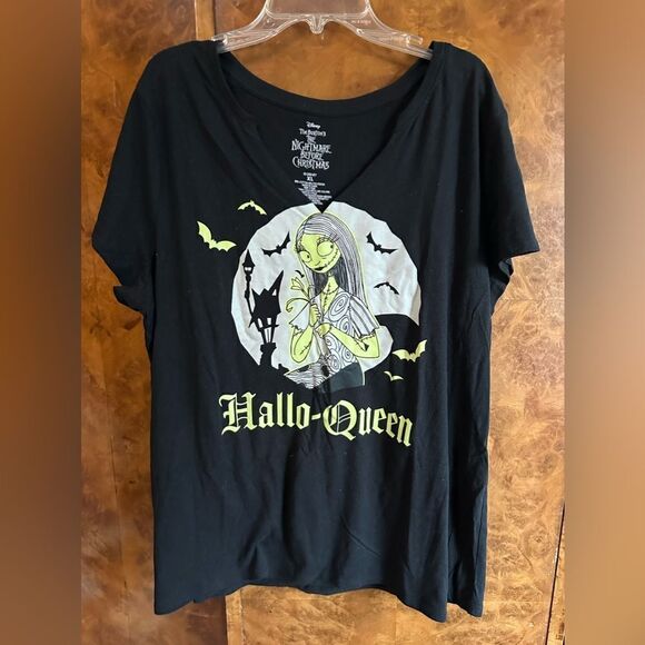 Disney Tops - Hallo-queen nightmare before Christmas sally tshirt